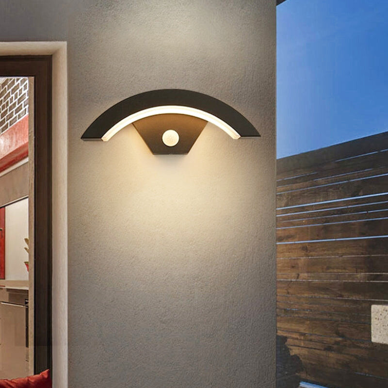 Applique Murale Extérieure Design Moderne avec Détecteur de Mouvement | Éclairage Sécurisé et Durable 4