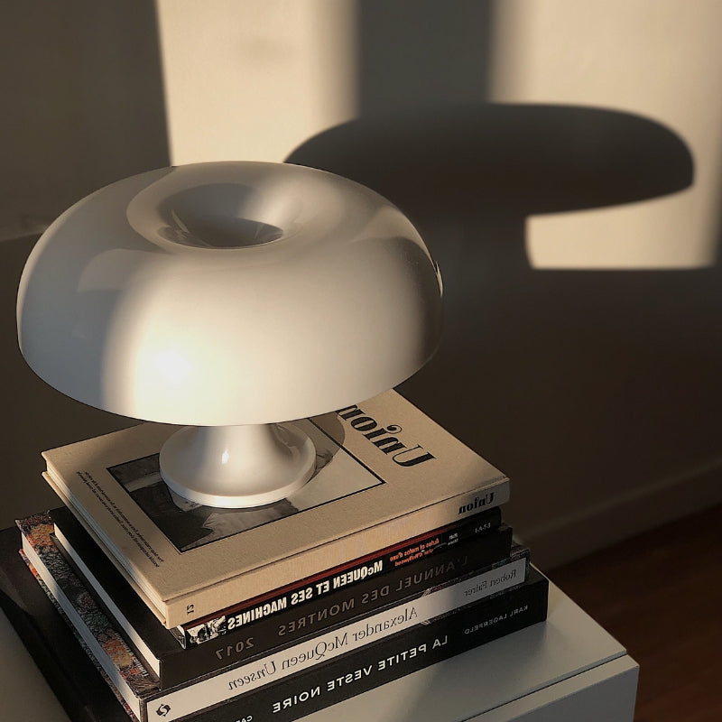 Lampe à Poser Design Rétro en Métal avec Abat-Jour Élégant | Ambiance Chaleureuse pour Salon 4