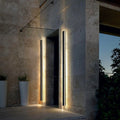 Luminara | Élégante Applique Murale Extérieur Longue en Métal 0