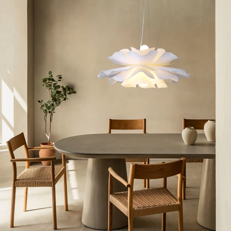 Suspension Blanche | Luminaire Floral avec Lumière Douce | Design Contemporain pour Ambiance Apaisante 1