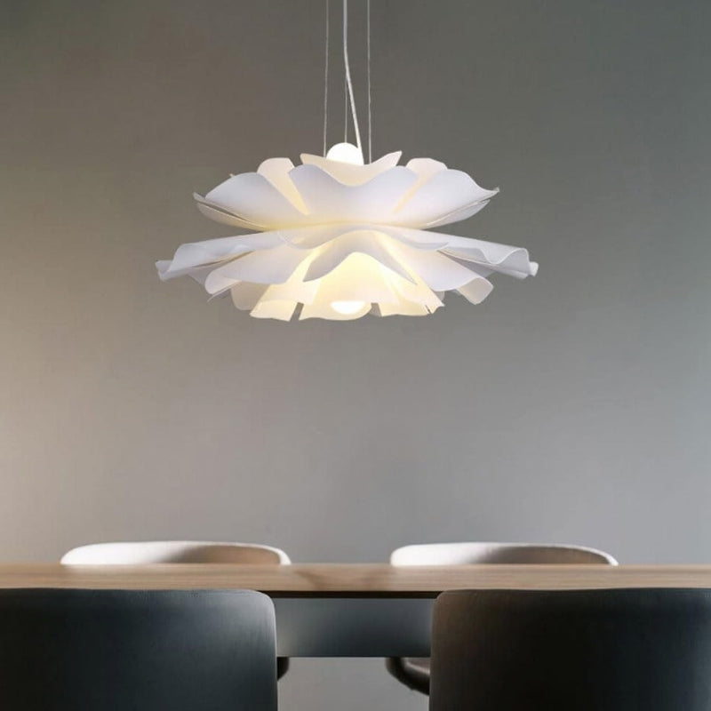Suspension Blanche | Luminaire Floral avec Lumière Douce | Design Contemporain pour Ambiance Apaisante 2