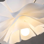 Suspension Blanche | Luminaire Floral avec Lumière Douce | Design Contemporain pour Ambiance Apaisante 5