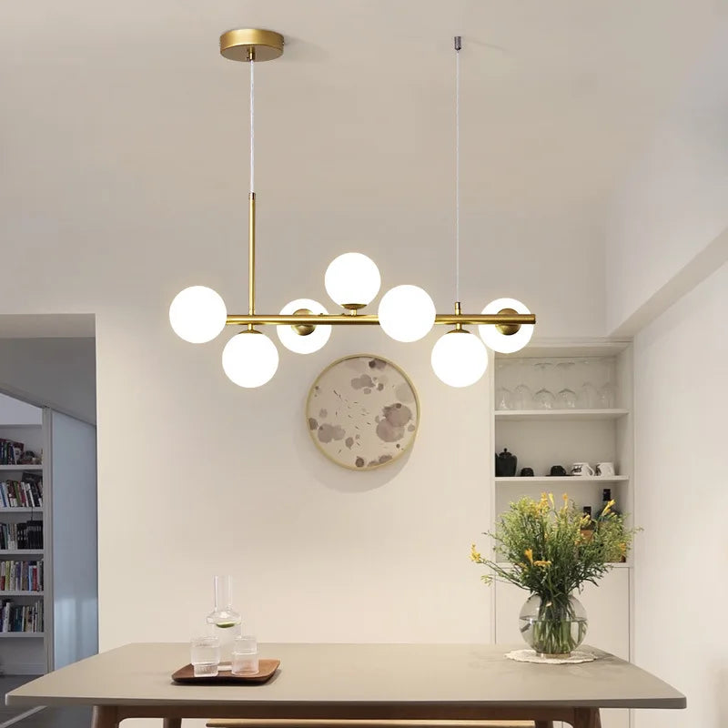 Suspension Linéaire Dorée | Éclairage Doux avec Globes Opalins | Ambiance Chaleureuse pour Espace Moderne 4